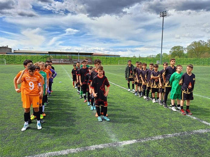 Edirne'de Okul Sporları Futbol Küçük Erkekler İl Birinciliği Tamamlandı