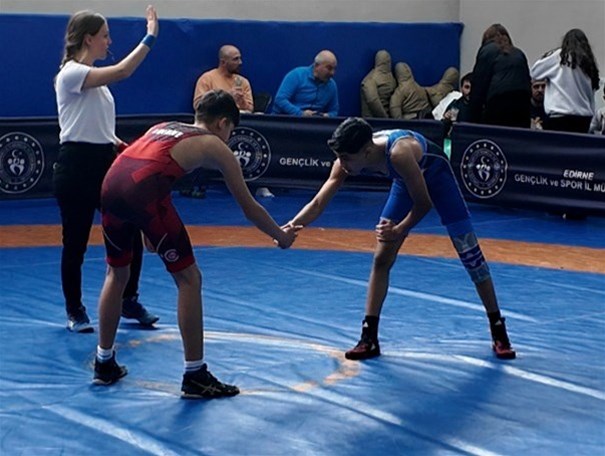 Edirne 2. Deprem Şehitlerini Anma U15 Erkekler Güreş Şampiyonası Düzenlendi