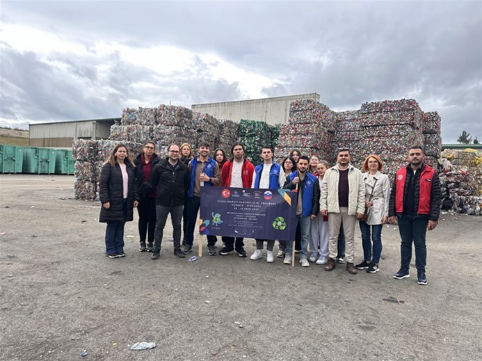 Keşanlı Gençler Slovenya’da “Geri Dönüşüm Kahramanları” Oldu