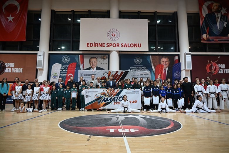 Amatör Spor Haftası’nda “Yılın Enleri” Ödül Töreni Gerçekleştirildi