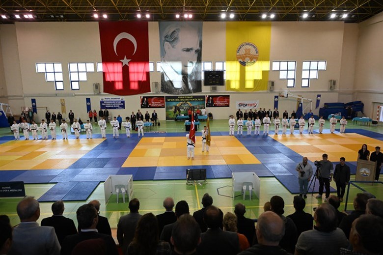 Üniversiteler Türkiye Judo Şampiyonası Başladı