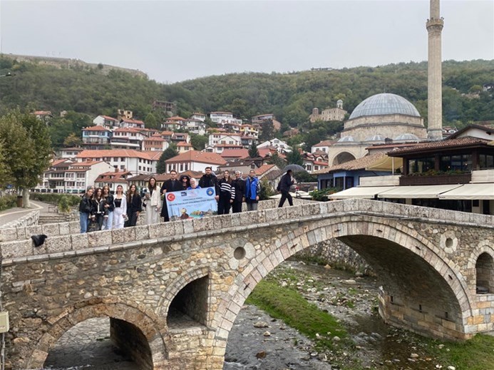 “Fatih’in Torunları Atalarının İzinde” Projesi Kosova’da Tamamlandı